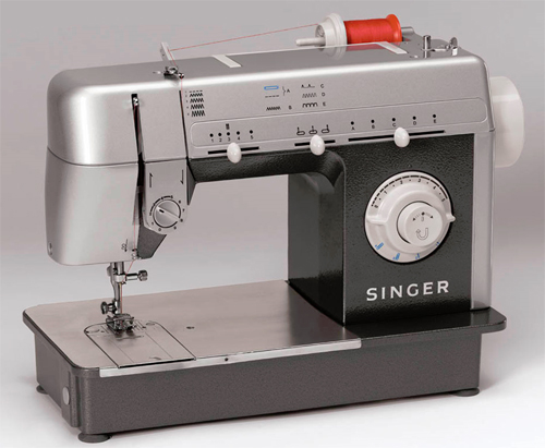 Singer CG-590